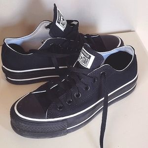 Converse black, womens size 6.5. Platform